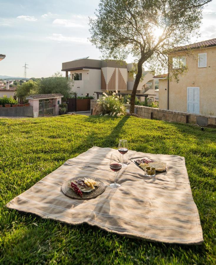 Villa Ilma Luxury Rooms Arzachena Eksteriør billede